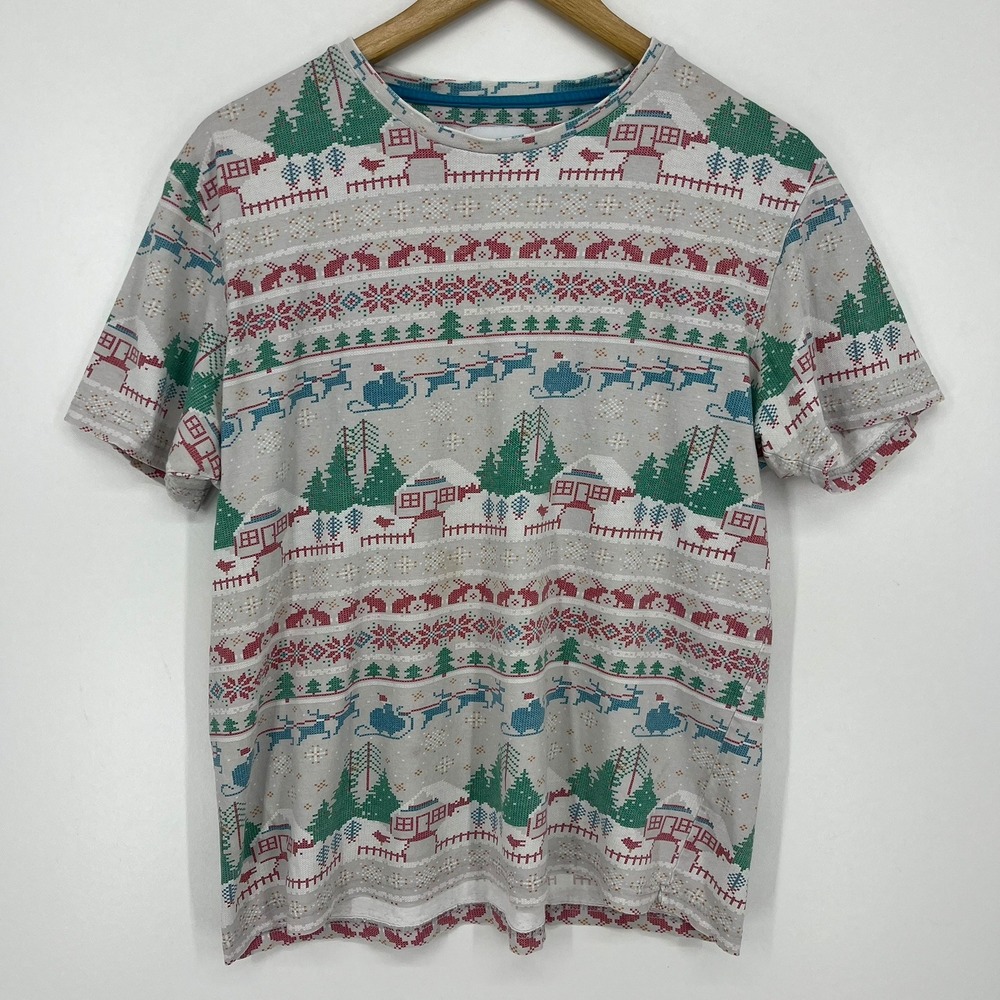 Denim & Flower Ricky Singh Mens Large Christmas Fair Isle Cabin Reindeer T-Shirt